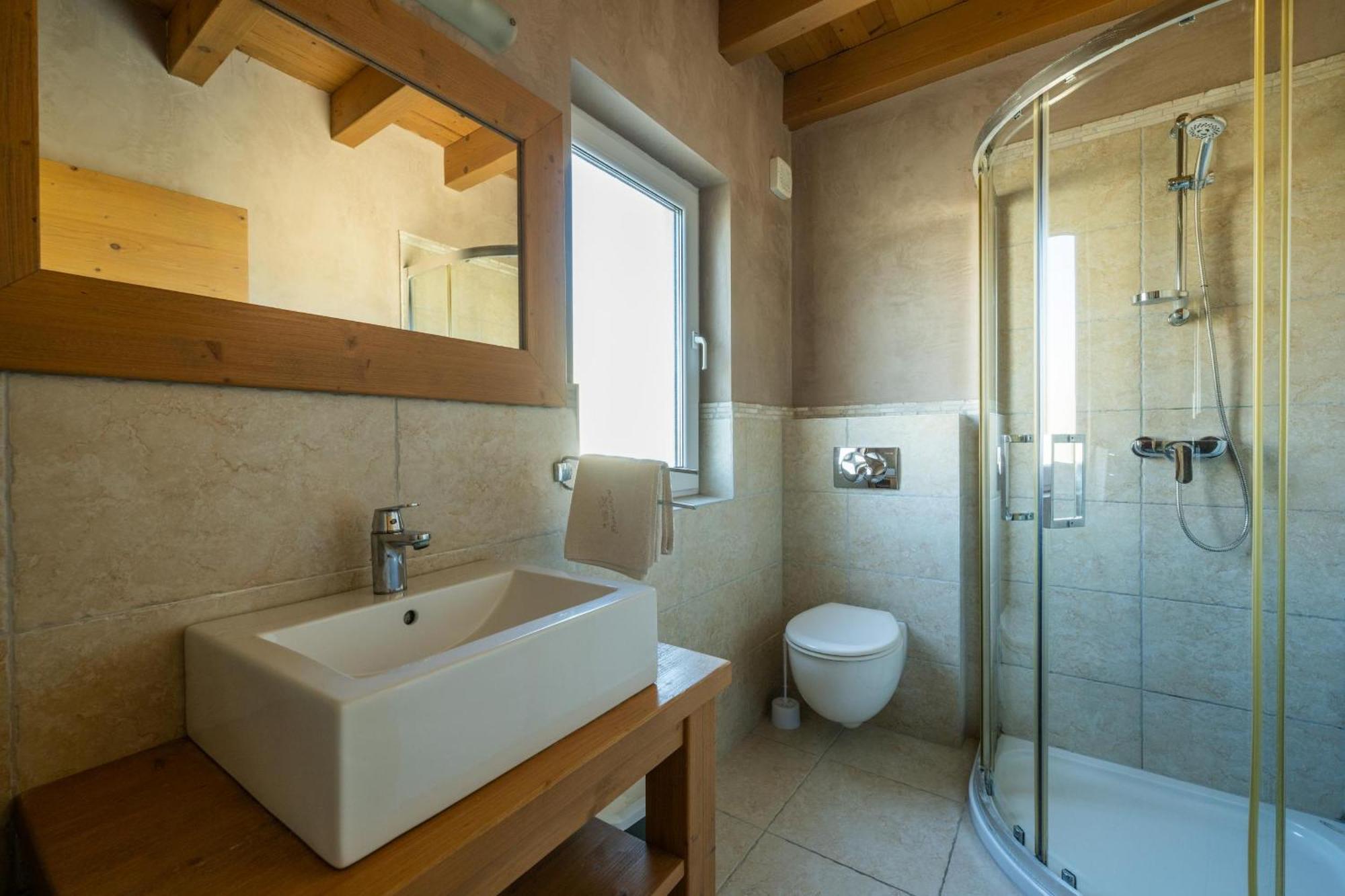 6-Bedroom Villa Chiara With Sea View Premantura Exterior photo